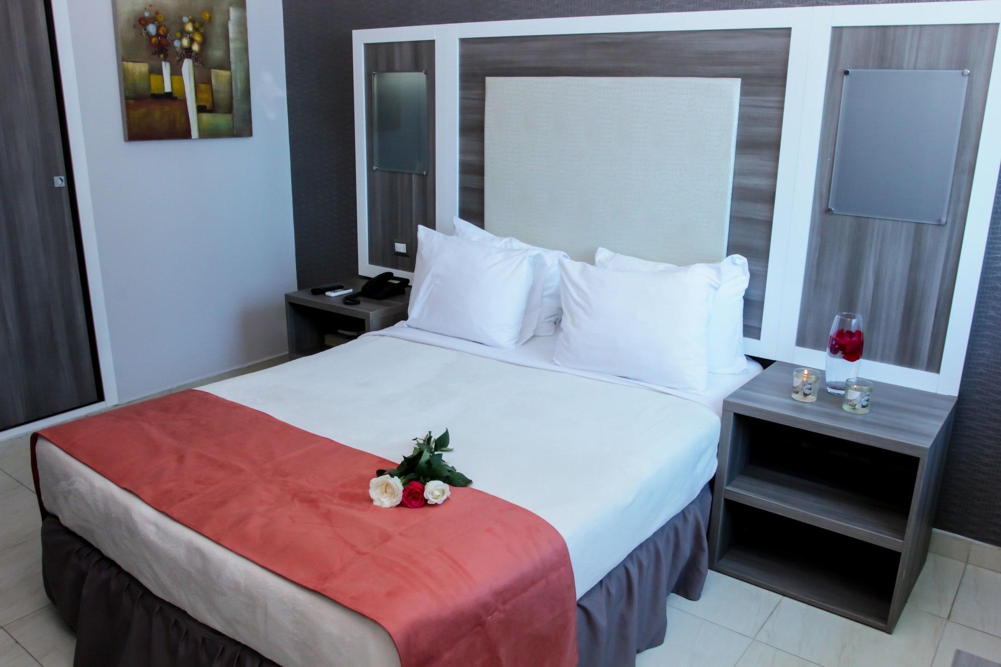 Hotel Bahia Suites Панама Сити Екстериор снимка