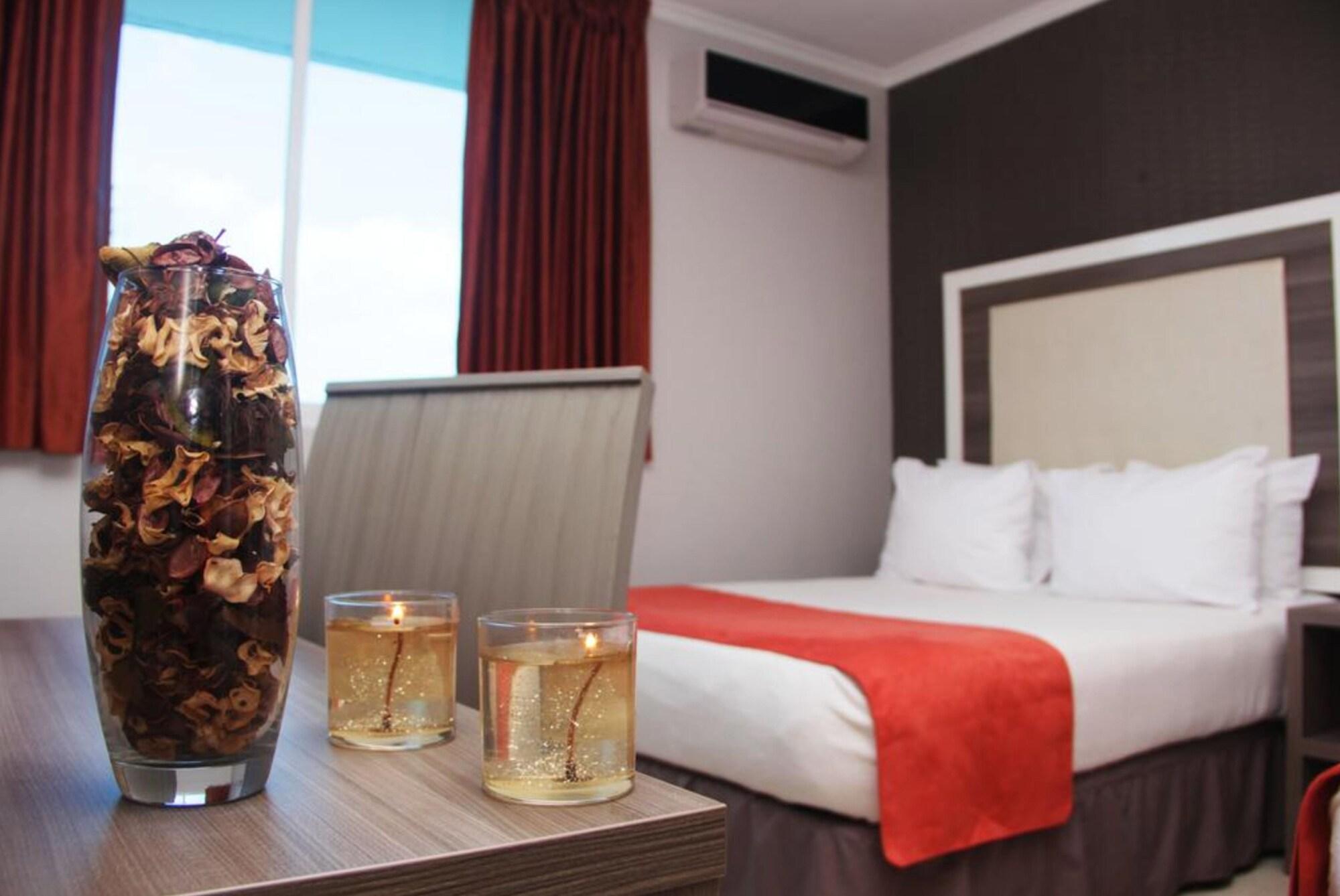 Hotel Bahia Suites Панама Сити Екстериор снимка
