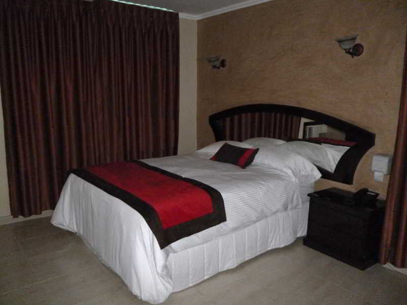 Hotel Bahia Suites Панама Сити Екстериор снимка