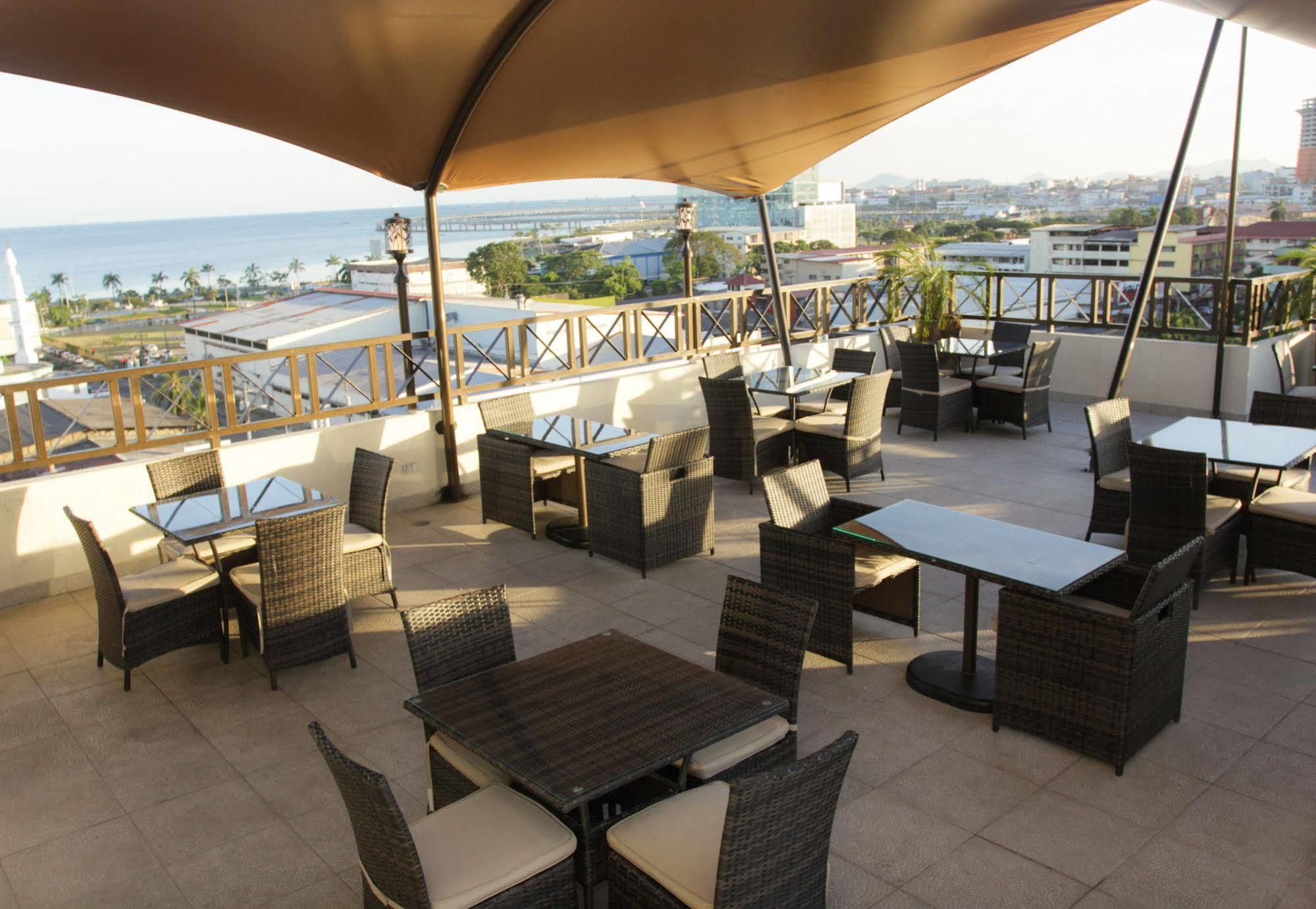 Hotel Bahia Suites Панама Сити Екстериор снимка