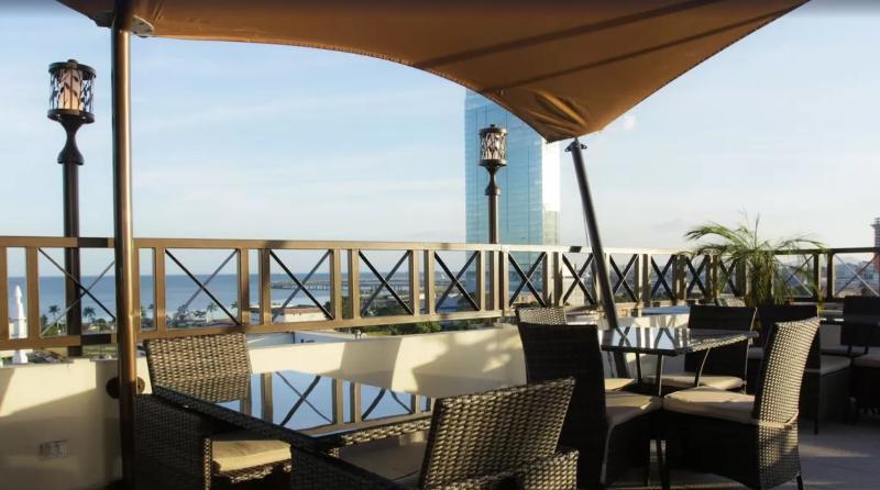 Hotel Bahia Suites Панама Сити Екстериор снимка