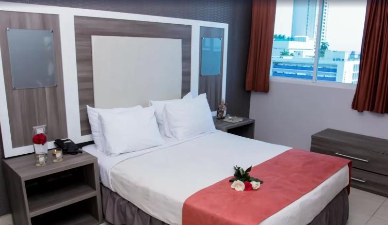 Hotel Bahia Suites Панама Сити Екстериор снимка